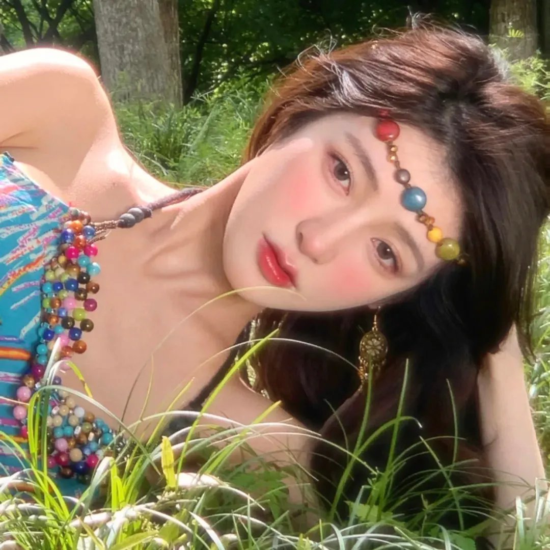 封面女郎 海报