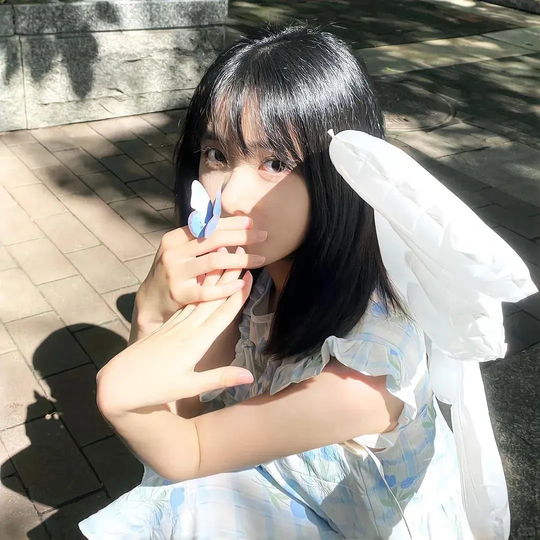 惨绿愁红 海报