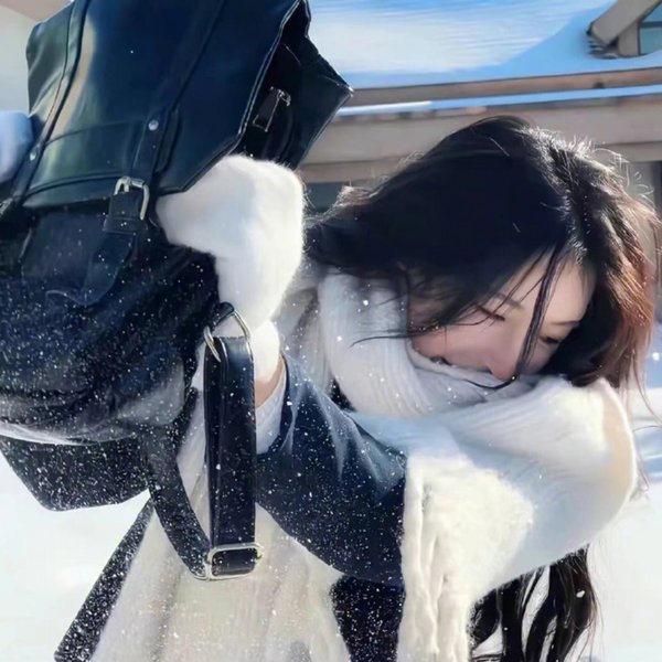 五至七时的克莱奥 海报